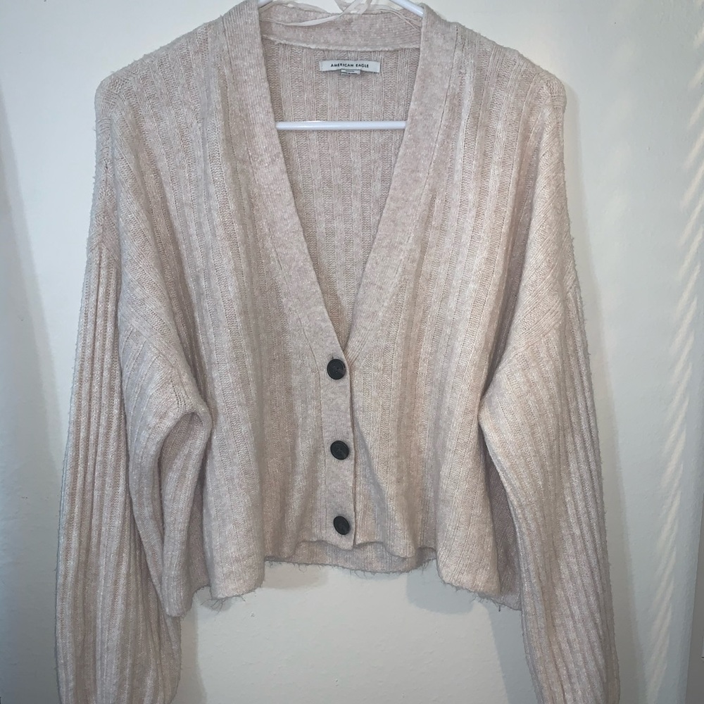 Puffy sleeved cardigan sweater